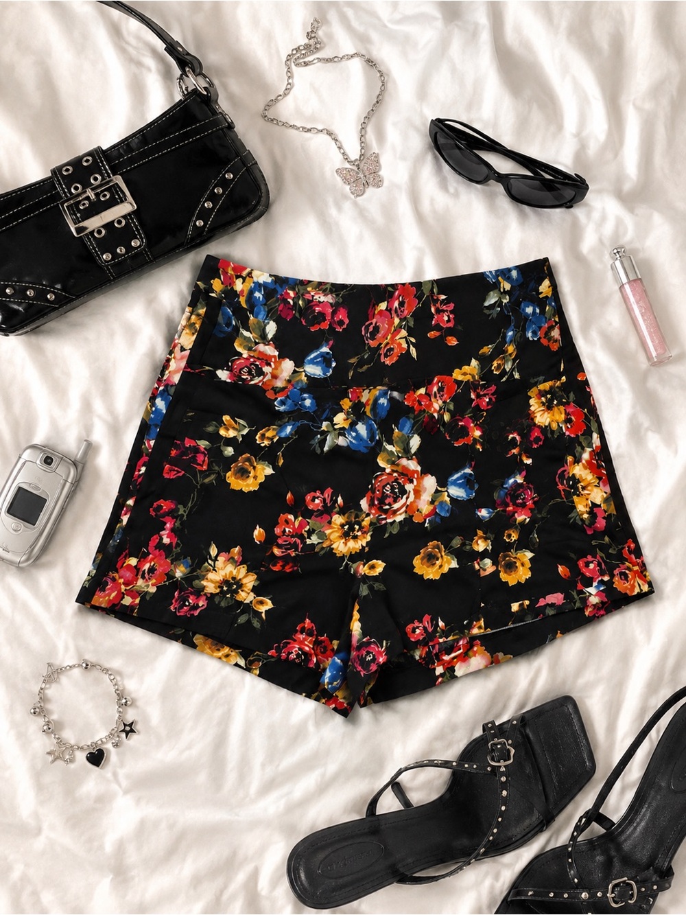 Torrid Black Floral Pull-On Shorts Size 1 | Stretch Summer Casual
